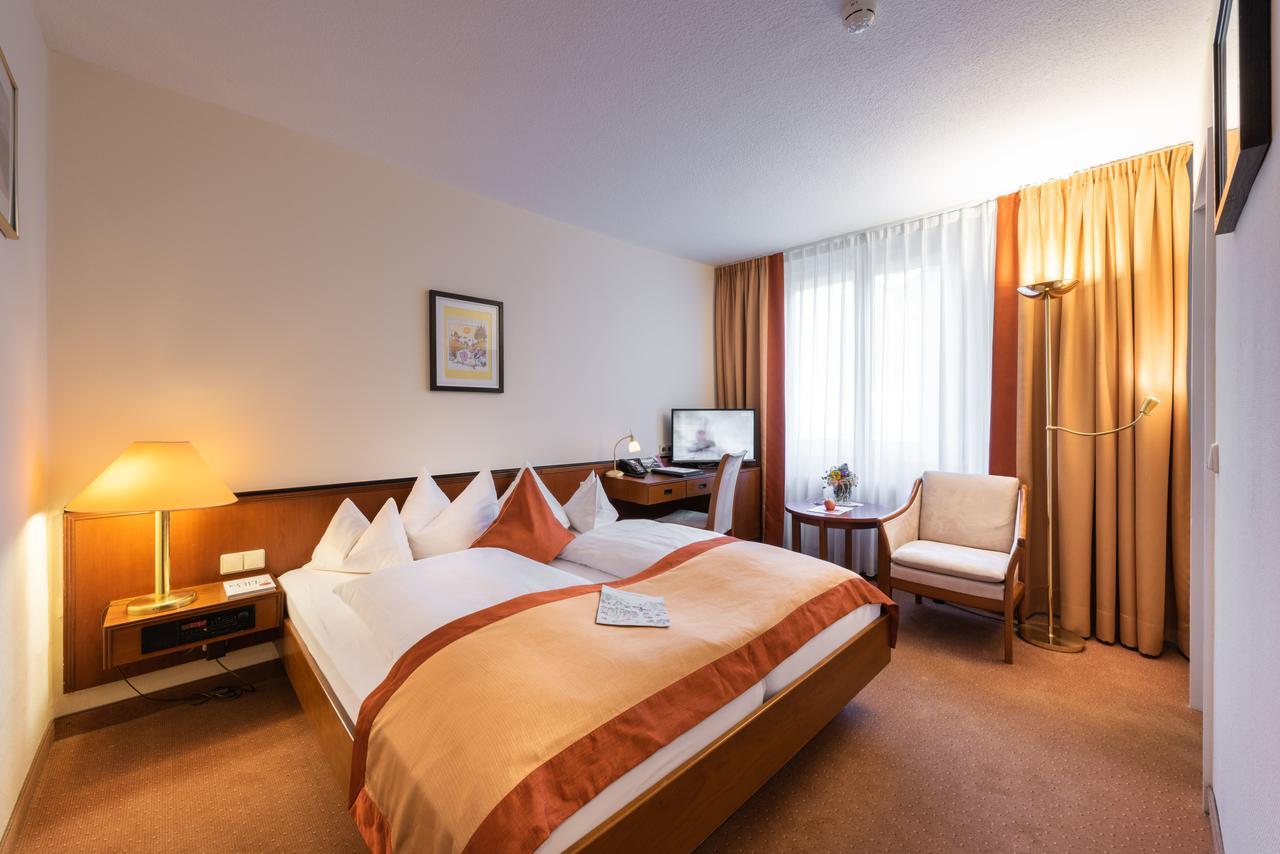 Parkhotel Stadtallendorf Dış mekan fotoğraf