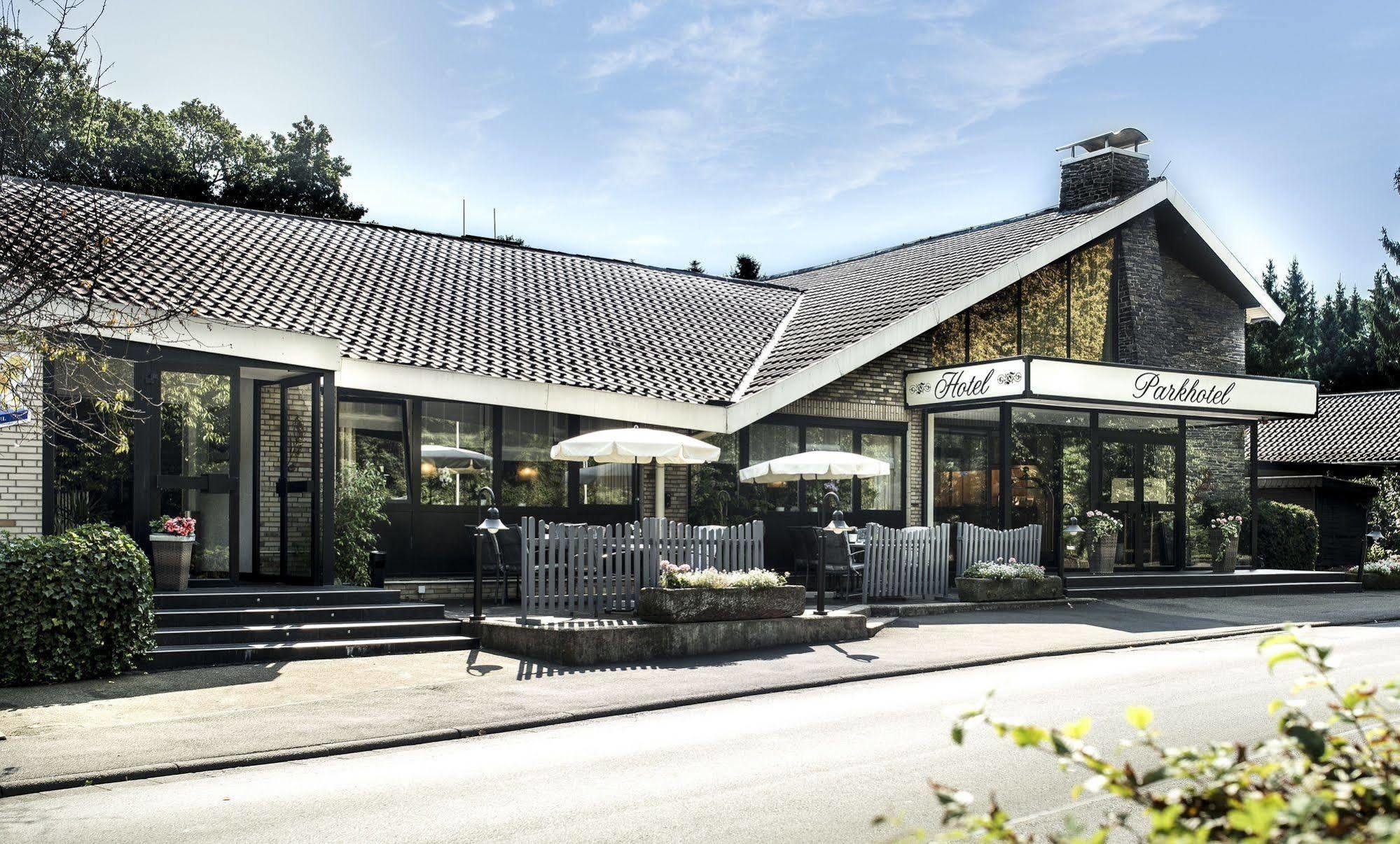 Parkhotel Stadtallendorf Dış mekan fotoğraf